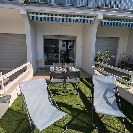Sol-Y-Days Goeland, Appartement Avec Terrasse Front De Mer Et Place De Parking En Centre-Ville Le Grau-du-Roi Esterno foto