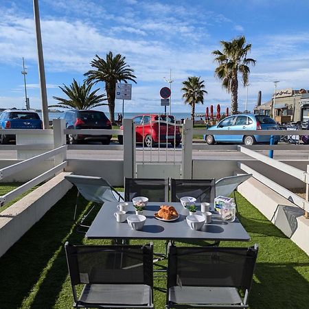 Sol-Y-Days Goeland, Appartement Avec Terrasse Front De Mer Et Place De Parking En Centre-Ville Le Grau-du-Roi Esterno foto