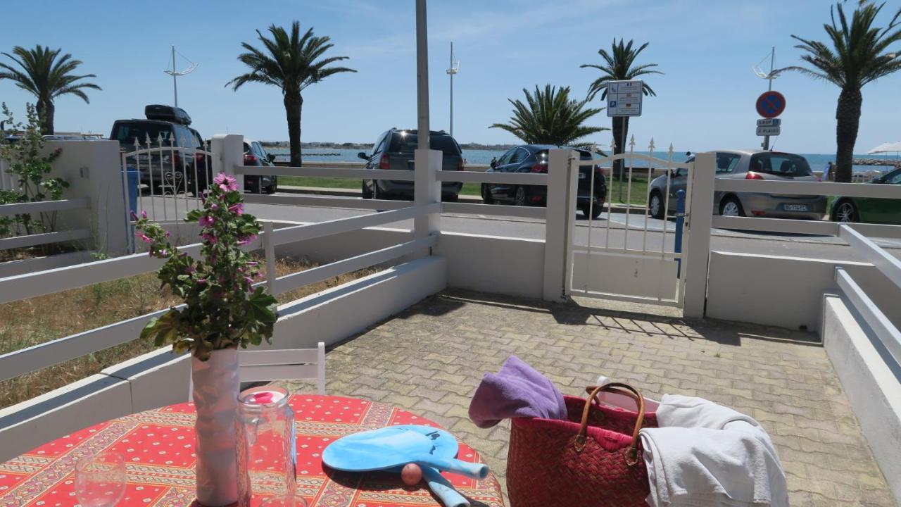 Sol-Y-Days Goeland, Appartement Avec Terrasse Front De Mer Et Place De Parking En Centre-Ville Le Grau-du-Roi Esterno foto